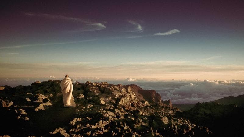 Best Gym Headphones That Won't Fall Out - Detail Shot